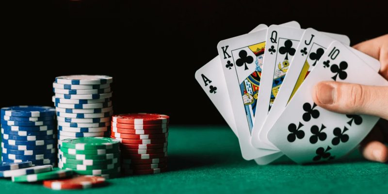 Hiểu về thứ tự hand bài trong trò chơi Poker online